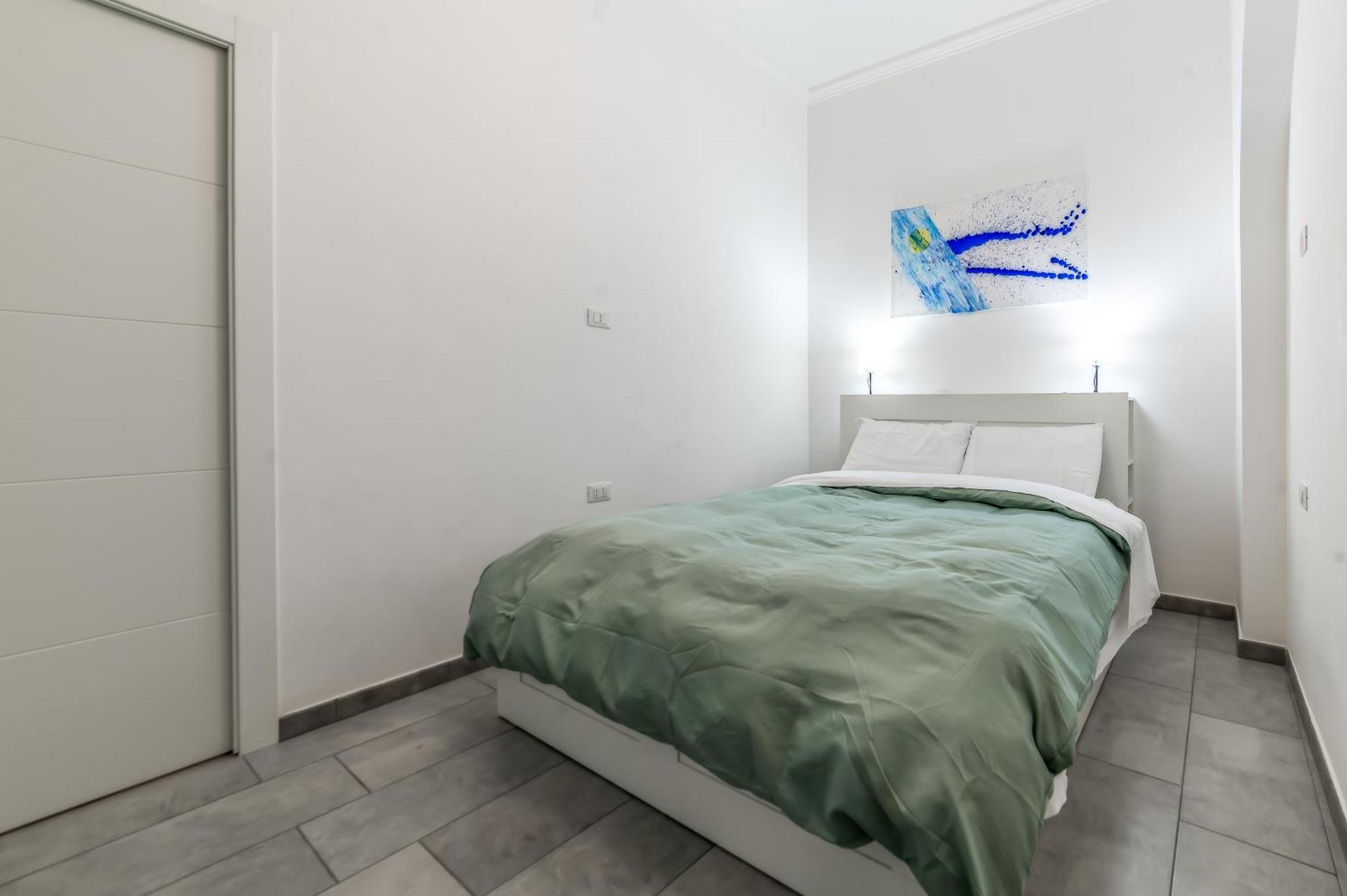Benedetta Flat: Stylish & Cozy * Rom